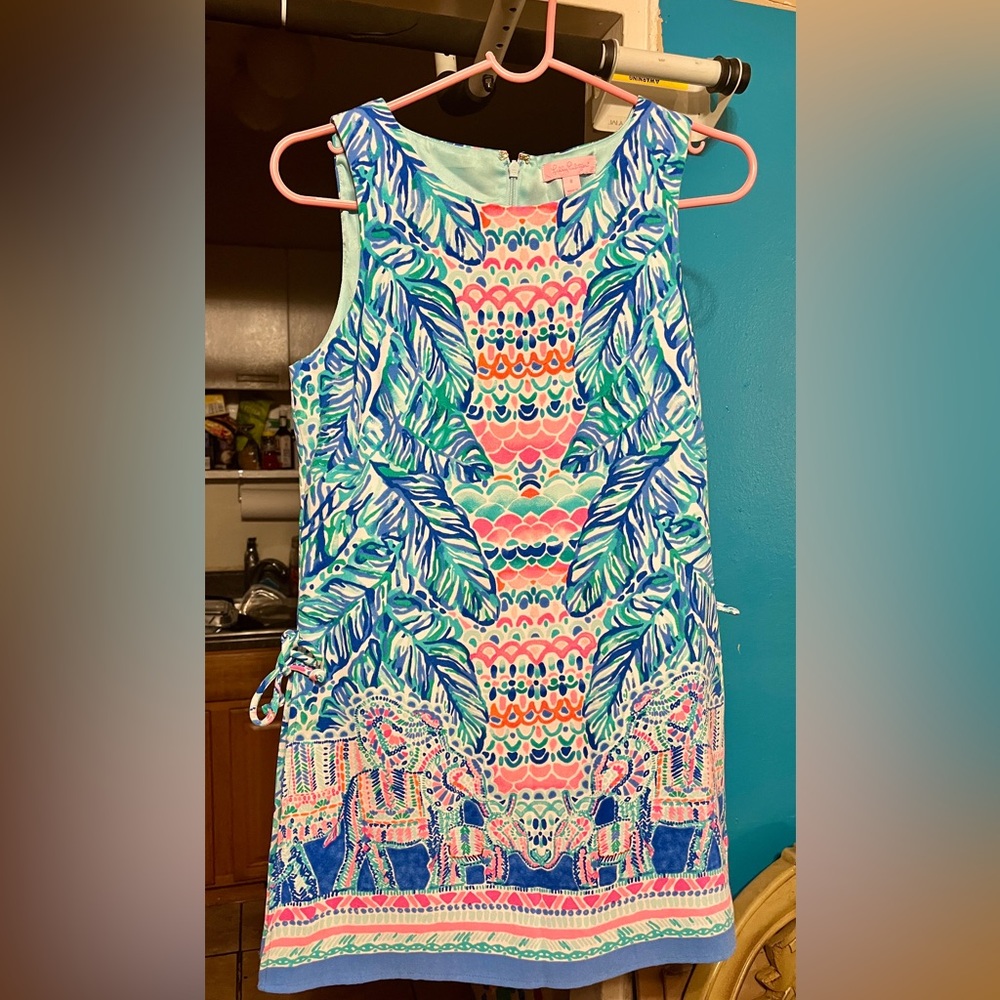 Lilly Pulitzer Blue and Green Patterned Dress w/Shorts Underneath - Picture 3 of 17